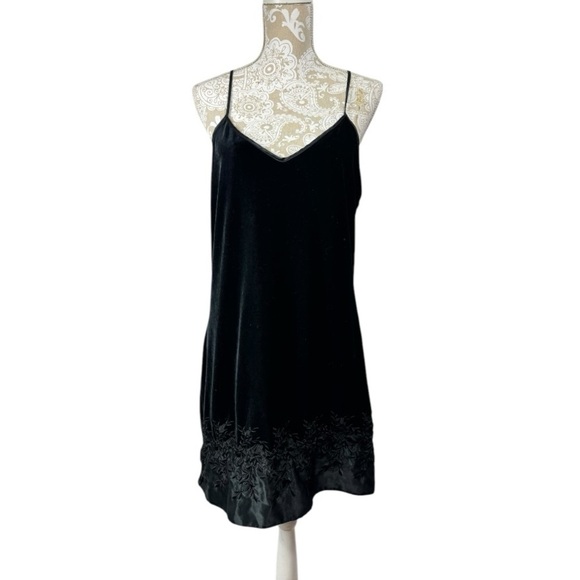 Vintage Dentelle Size Large Black Stretch Velvet Embroidered Gown Slip Dress - Picture 2 of 7